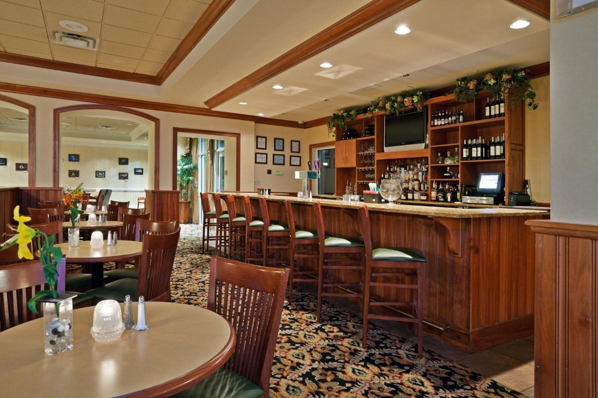 Holiday Inn Valdosta Conference Center By Ihg Экстерьер фото